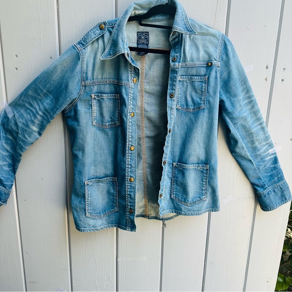 Jean shacket or jacket shacket Size up for XS or worn as a jacket Medium
